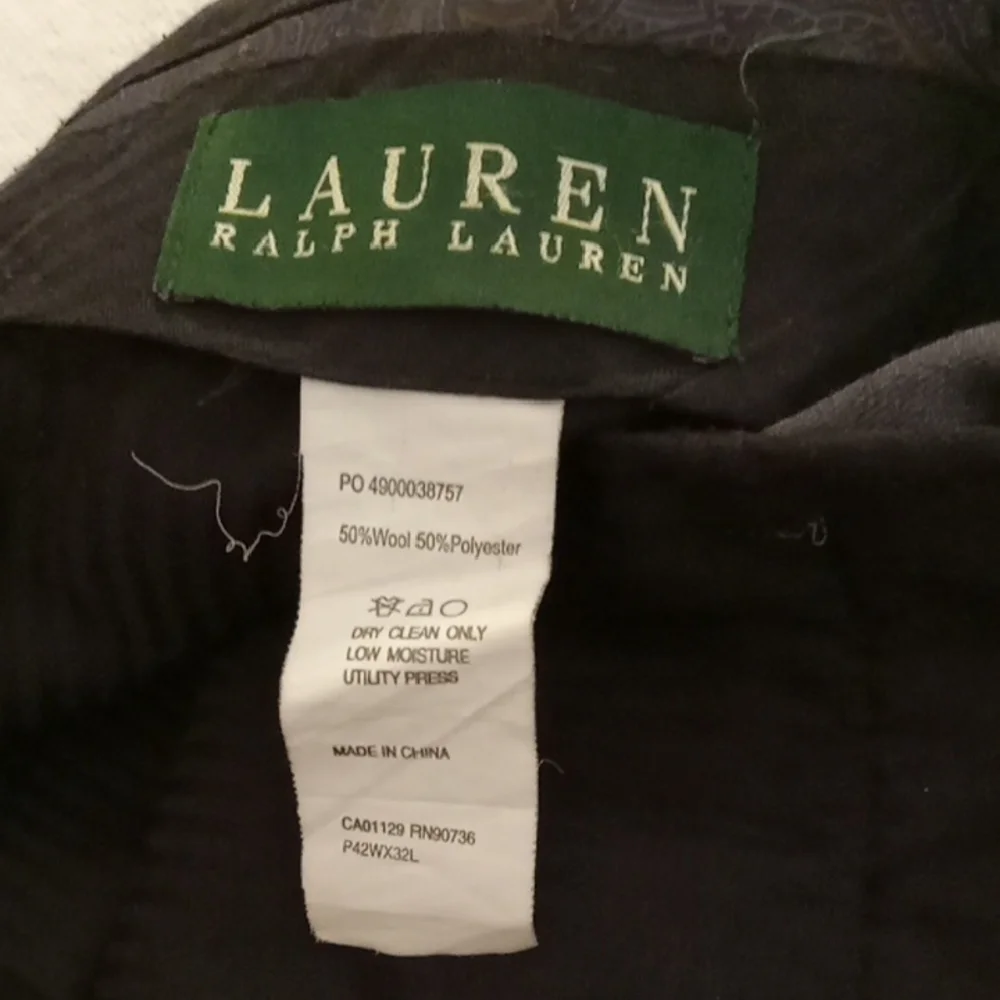 Lauren Ralph Lauren Men's Gray Dress Pants - Flat Front - Picture 2 of 4